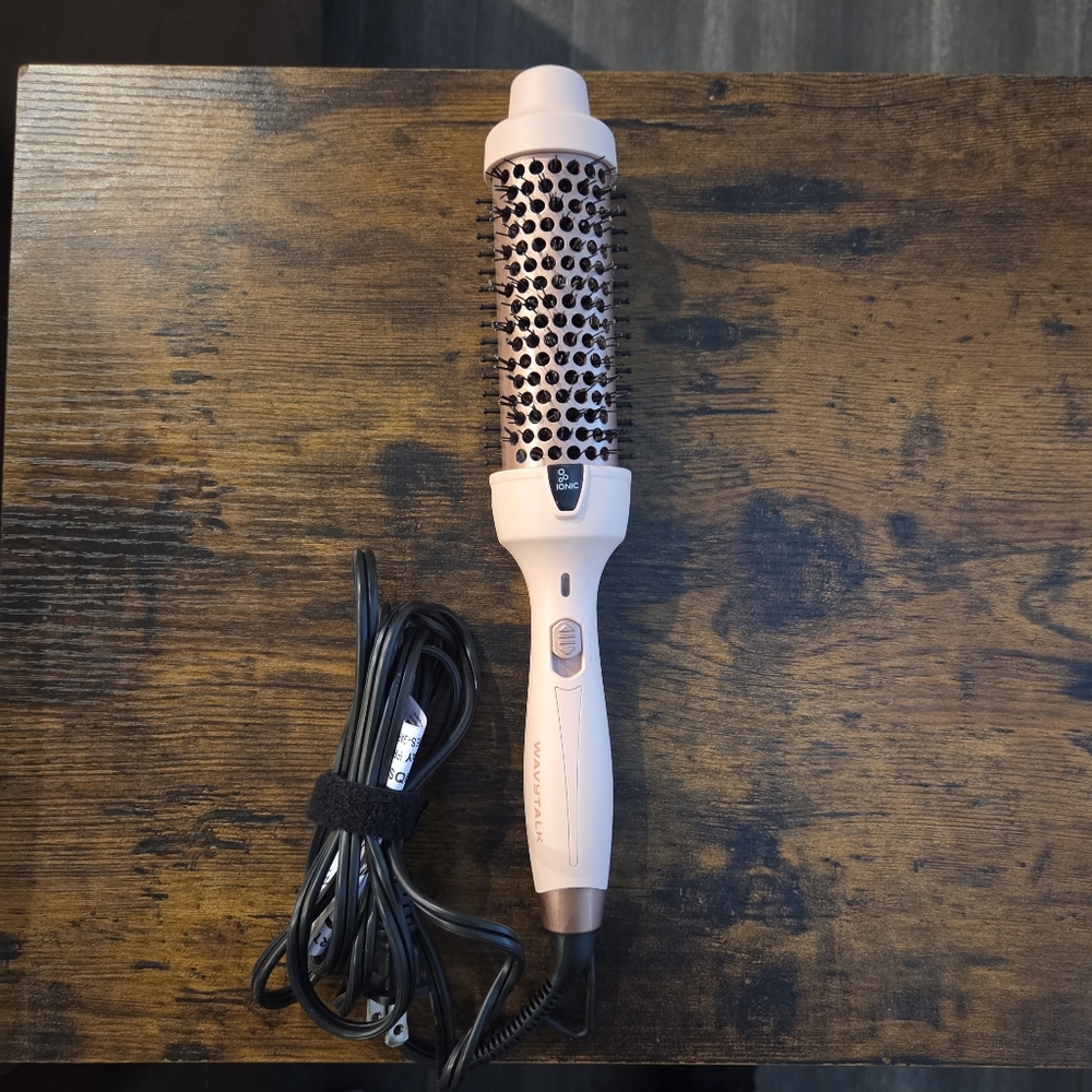 Pink Hair Styling Brush